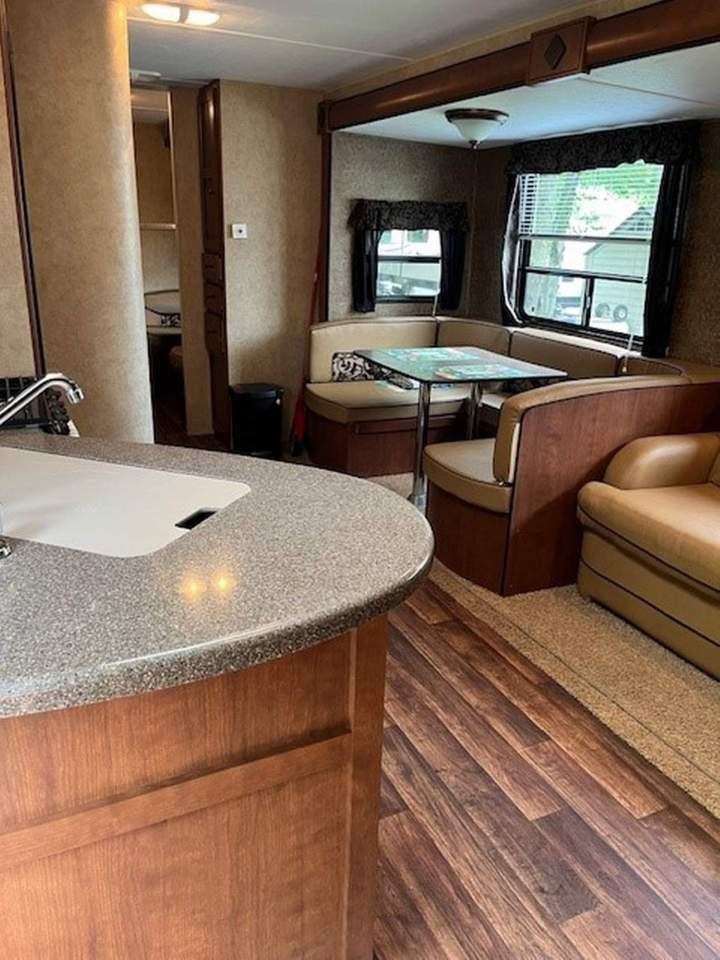 Roulotte Dutchment Aspen Trail 32 pieds 3